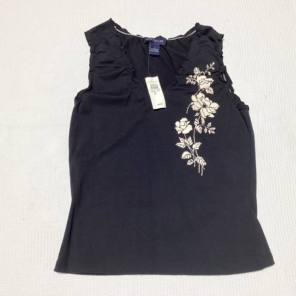 Ann Taylor Size S Black Sleeveless Top NWT $32 New!